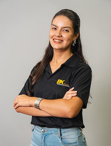 Gabriela Souza - Compras