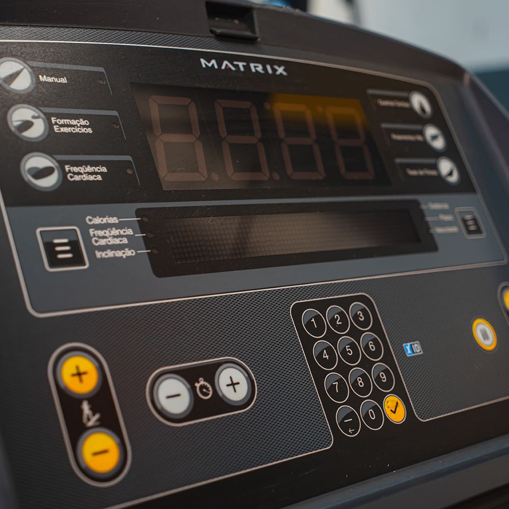 Esteira Matrix T1X thumb 3