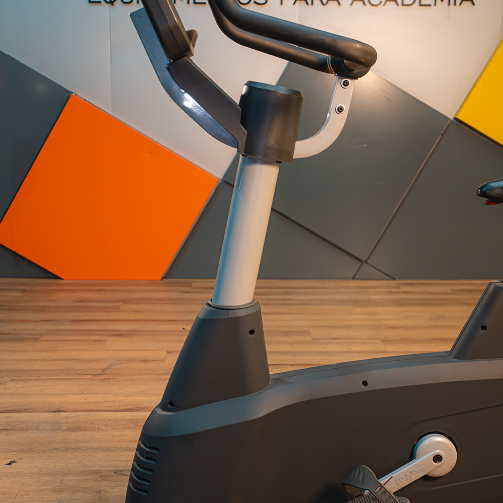 Bike Vertical Life Fitness Activate thumb 4