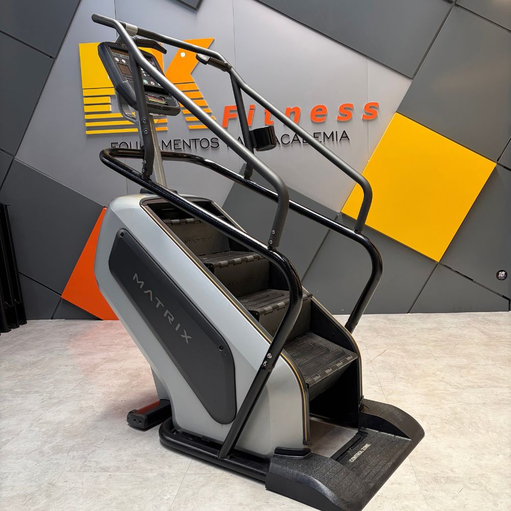 Simulador de escada Matrix C5X