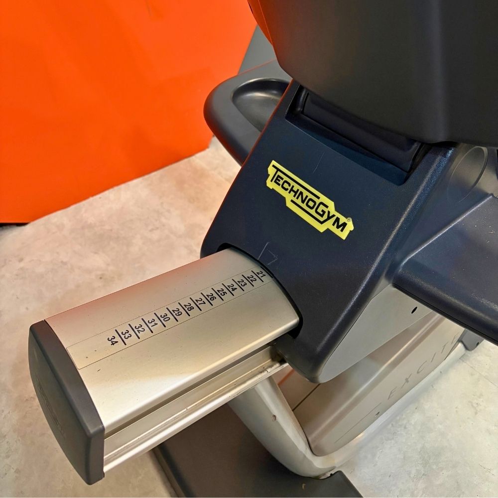 Bike Horizontal Technogym Excite thumb 4